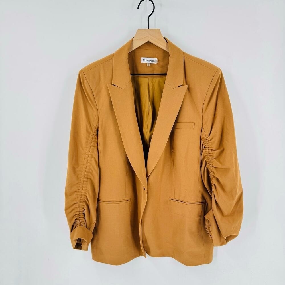 Calvin Klein Ruched Sleeve Blazer XL Camel Chic Minimalist Workwear Jacket